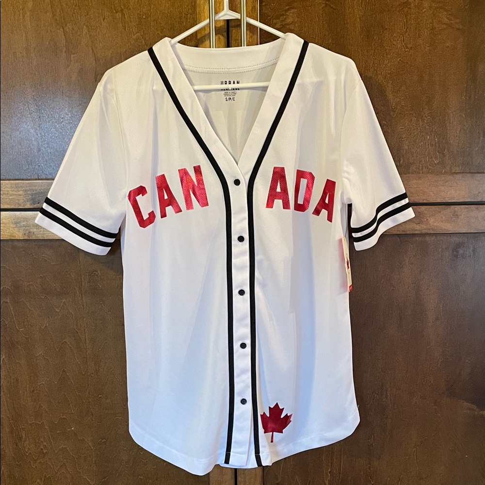 Urban Heritage White and Red Women’s Canada Jersey